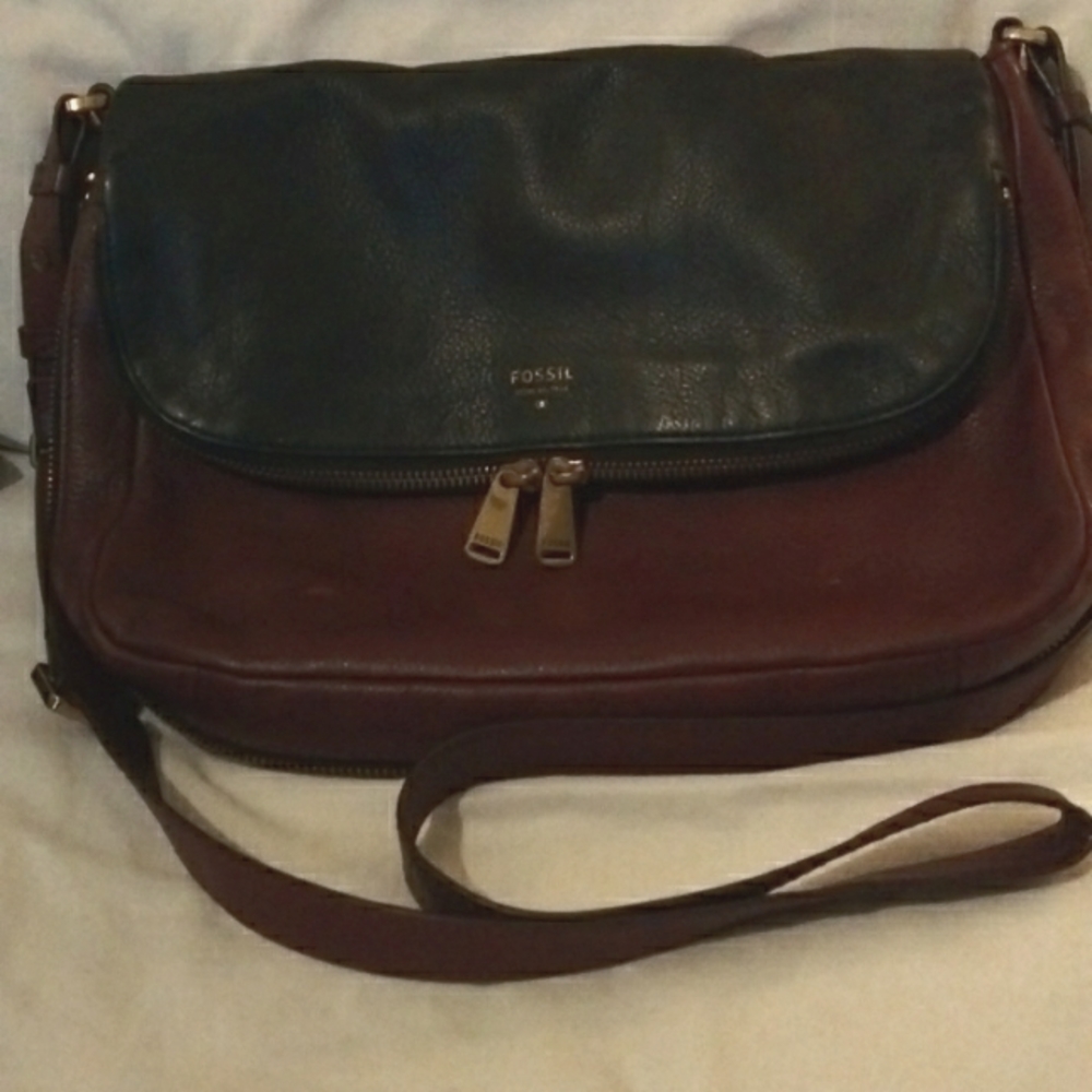 Fossil handbag